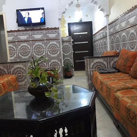 Appartement Familial Pres D Aeroport Tanger Exterior foto